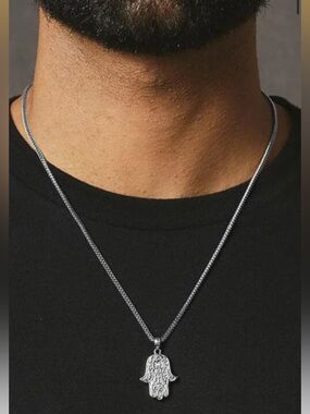 Marcozo White Gold Hamsa Necklace